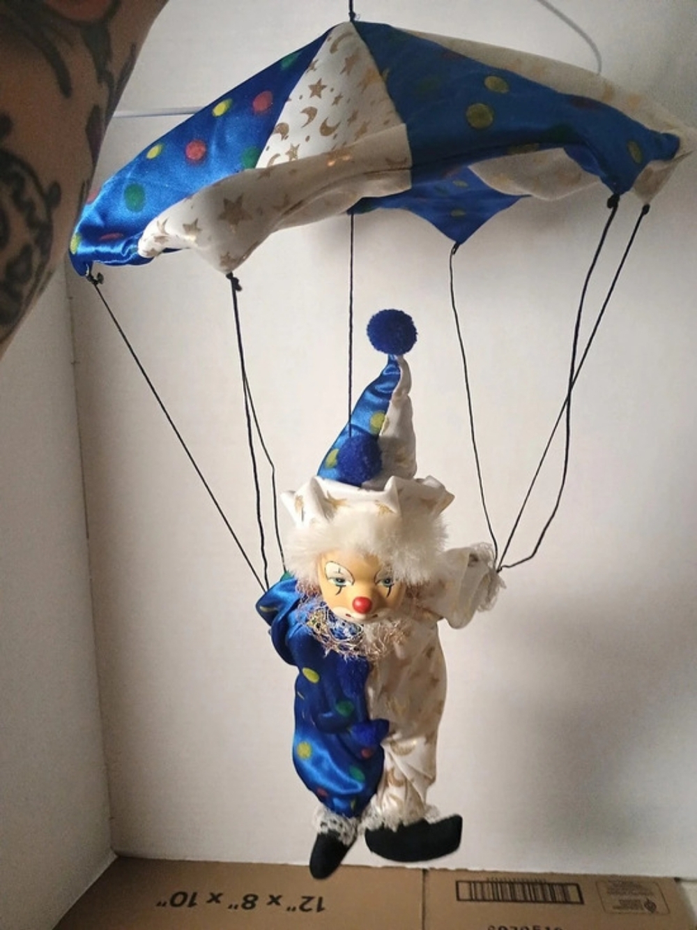 Hanging Clown Parachute Toy Blue & White